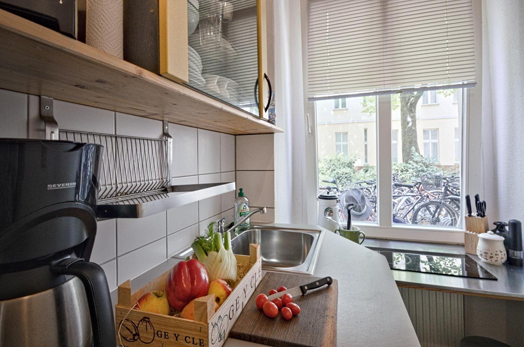 Quiet Courtyard Apartment Berlin Exterior photo